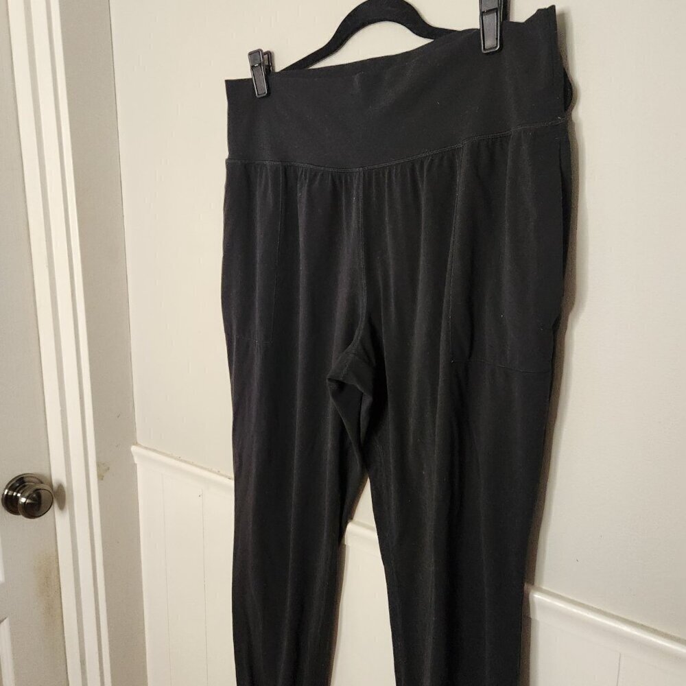 Athleta Solid Black Salutation Stash Crop Joggers - image 2